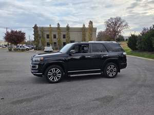 Mejor Oferta 2018, 4Runner Limited AWD SUV Usada con Interior de Cuero Oscuro y Transmisión Automática - Product Image 4