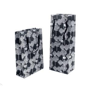 ลดกระหน่ำถุงกระดาษ unisex กระเป๋าใส่กระดาษมีหูหิ้วแบบบิดพิมพ์ลายดอกไม้พร้อมโลโก้ตามสั่ง - Product Image 3