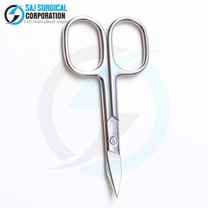 Ciseaux à ongles de qualité chirurgicale Lames antirouille en acier allemand pour une utilisation hygiénique en salon multi-clients - Product Image 4