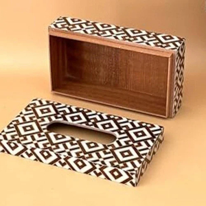 Boîte à mouchoirs en bois imprimée à la demande avec un design simple, durable et élégant pour toutes les pièces à vendre en Inde - Product Image 1