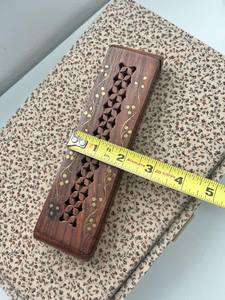 Quemador de Incienso de Madera Hecho a Mano, Sostenible y Duradero, para Incienso Indio y Uso Doméstico - Product Image 5