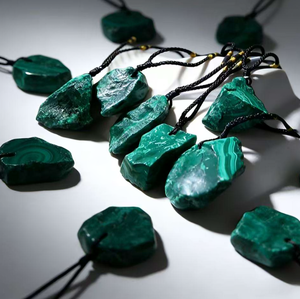 Collier en pierre naturelle de guérison par les cristaux, ensemble multi-rubis émeraude pour femmes, vente en gros - Product Image 5
