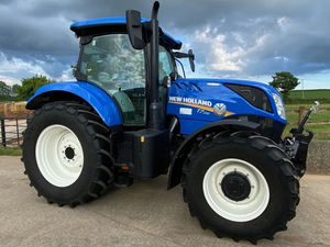 All Type Universal <b>Agricultural</b> <b>Equipment</b> and Machinery Tractors Available. - Product Image 3