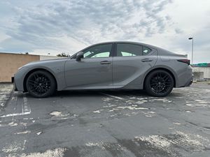 2022 I.S 500 รุ่นเปิดตัว ไมล์น้อย เครื่องยนต์สมบูรณ์ ระบบเกียร์อัตโนมัติ หลังคาพาโนรามา ไฟ LED พร้อมส่ง - Product Image 3