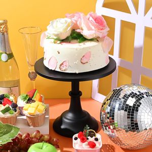 ขาตั้งเค้กโลหะดีไซน์หรูสำหรับงานแต่งงานและงานเฉลิมฉลอง เหมาะสำหรับจัดแสดงขนมหวานแสนอร่อย ราคาขายส่ง - Product Image 5