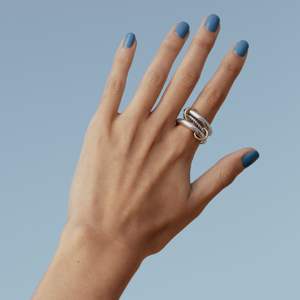 Clásico 10K oro sólido Multi-Link Eternity declaración anillo corte redondo Moissanite diamante Regalo para mamá - Product Image 4