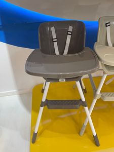 เก้าอี้รับประทานอาหารเด็กอเนกประสงค์แบบทันสมัยเก้าอี้รับประทานอาหารพลาสติกปลอดภัยแบบพกพาสะดวกสบายห้องนั่งเล่นห้องครัวใช้ OEM ขายส่ง - Product Image 2