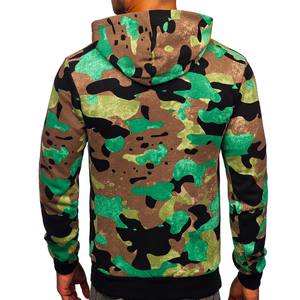 Sweat à capuche artistique de camouflage au design personnalisé avec un look esthétique complet tissu de haute qualité pour les amateurs de streetwear américains - Product Image 2
