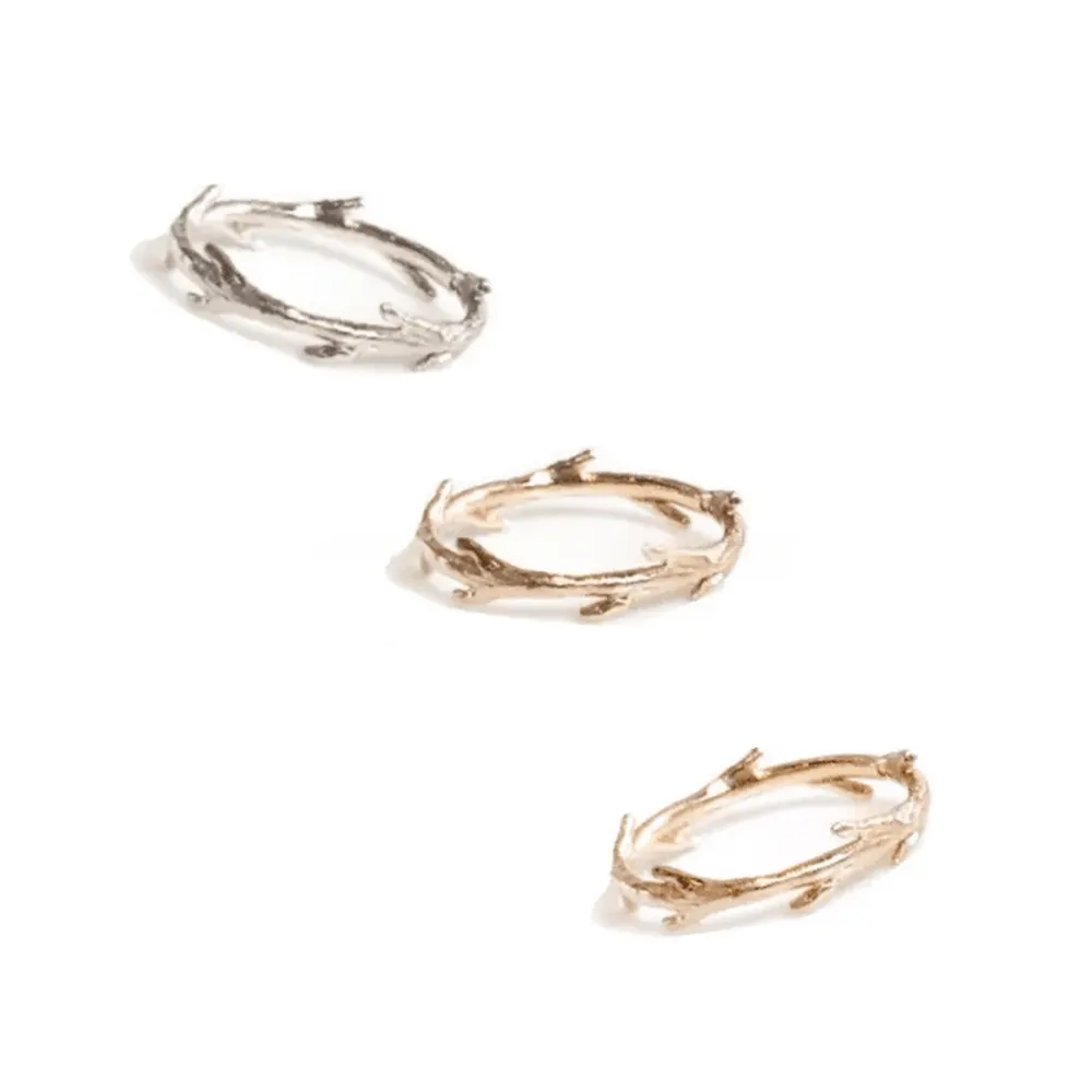 خاتم خطوبة زفاف فريد وبسيط من الذهب من أحدث تشكيلة متوفر بسعر الجملة