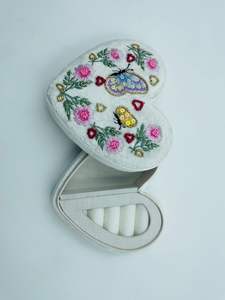 Sacs isothermes en coton à perles en forme de cœur, brodés à la main, logo personnalisé, couleurs personnalisées, couleurs mélangées, mode quotidienne, taille personnalisée - Product Image 3