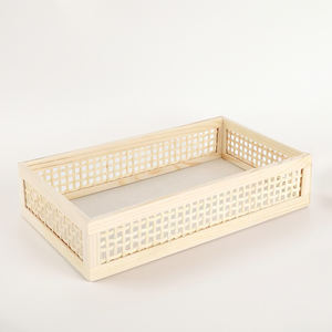 VietnamCrafts Café Plateaux Écologique Rotin À La Main Vietnam Robuste Bambou Cadre Géométrique Poli Finition Deluxe Restauration Utilisation - Product Image 3