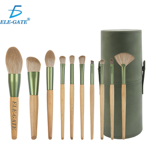 Set Professionale di 10 Pennelli per Trucco con Setole Sintetiche Morbide, Pennelli a Ventaglio per il Viso, Collezione Completa di 14 Pezzi - Product Image 1