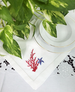 Servilleta de cena con diseño de Coral rojo bordado personalizado, cubierta de mesa Hemstitch de lino lavable de alta calidad para el hogar, Hotel, hecho a mano - Product Image 5