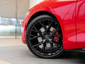 Audi A5 Sportback 2.0 AMT 204 hp 4WD Gasolina Automático Rojo Limpio, Sedán con Volante a la Izquierda/Derecha - Product Image 3