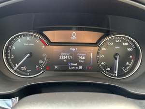 Increíble Cadillac XT4 Luxury AWD 2023 en perfectas condiciones con poco kilometraje en stock, ofrecido a una oferta increíble que no querrás perderte - Product Image 3