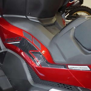 Adesivi Protettivi Laterali 3D Boomerang per Honda Forza 750 2021-26, Compatibili con Moto - Product Image 1