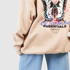 เสื้อฮู้ดผู้หญิงทรงโอเวอร์ไซส์ ผ้ากำมะหยี่ แขนยาว พิมพ์โลโก้ด้านหน้า สวมใส่สบาย สไตล์ลำลอง เหมาะสำหรับใส่ในชีวิตประจำวัน - Product Image 4