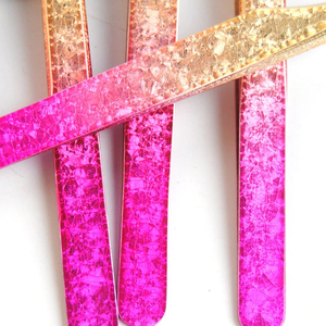 Pinzas de extensión de pestañas de acero inoxidable rosa de alta calidad antiestáticas con logotipo personalizado y puntas puntiagudas - Product Image 6