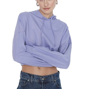 Sweat-shirts à capuche courts pour femmes de qualité supérieure, personnalisables avec logo sur le devant, doublés, imperméables, respirants, en coton et polyester - Product Image 3