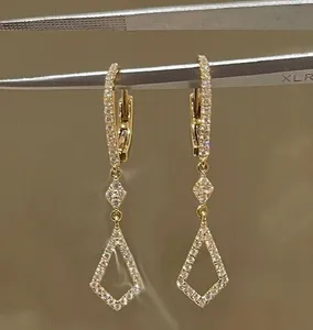 Boucles d'oreilles pendantes en argent 925 pour femmes Vintage Tishya Diamond Round Cut Moissanite Diamond Drop/Dangle - Product Image 2