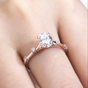 Anillo de Compromiso Ovalado Único con Diamante Cultivado en Laboratorio de 1.2ct, Claridad VS, Color EF, Oro de 14K, Certificado IGI, Rodio, para Mujer - Product Image 2