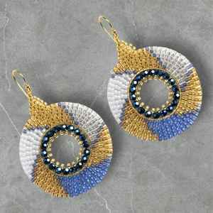 Pendientes Modernos de Cuentas de Vidrio con Diseño Turquesa y Flecos en Cascada, Joyería Única, Regalo de MS Handicraft - Product Image 1