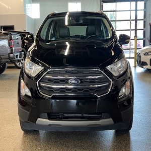 F E-s-c-o-r-t Titanium FWD Premium 2020, voiture d'occasion en excellent état - Product Image 1