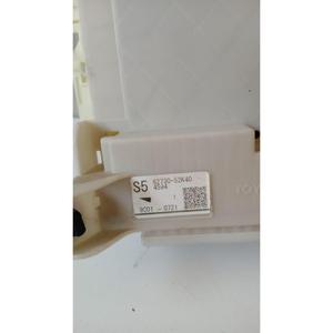 UNIDAD DE CONTROL DEL PORTAFUSIBLES 1KR TOYOTA Yaris Series (17>20) 82730-52K40 Gasolina 1.0 - Product Image 3