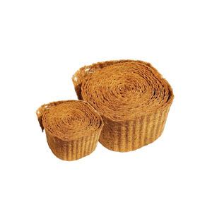 Bande de coco écologique pour le contrôle de l'érosion et la rétention du sol dans les applications d'agriculture et d'aménagement paysager durables - Product Image 1