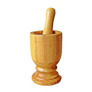 Mortero y Maja de Madera Pulida que Evitan que las Especias se Pegan y Garantizan una Fácil Limpieza Después de Cada Uso - Product Image 1