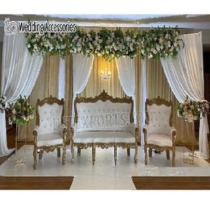 Meubles de mariage au design de luxe, ensemble de canapés, ensemble de canapés maharaja pour mariage indien en or blanc, ensemble de canapés de scène pour réception de mariage - Product Image 1