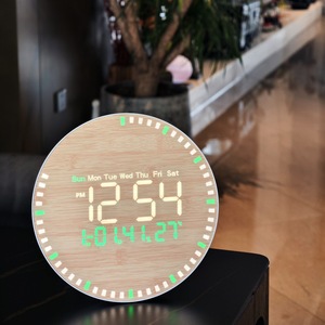 Horloge de table intelligente avec calendrier, veilleuse, affichage de la température et de l'humidité intérieures - Product Image 6