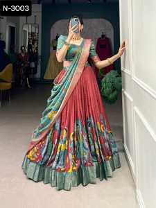 Ropa tradicional india Fancy Tussar Silk con estampado floral con lámina de trabajo Lehenga Blusa y estampado floral Foil Work Dupatta - Product Image 4