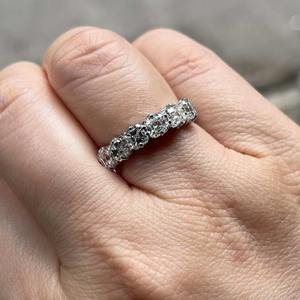 แหวนแต่งงานแบบ Eternity ประดับเพชรทรง Asscher Cut จำนวน 6 เม็ด ผลิตจากทองคำขาว 14K พร้อมเพชร CVD ขนาด 3 มม. ความใส VS1 นี่คือ e - Product Image 3