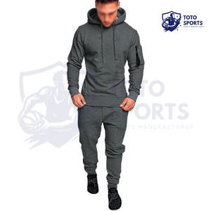 Ensemble de survêtement pour homme de haute qualité, confortable, fin, respirant, léger, avec logo personnalisé, design tendance, du meilleur fournisseur - Product Image 5