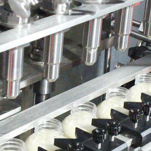 تعبئة وتعبئة وتغليف زجاجات تعبئة أوتوماتيكية لتعبئة العصير - Product Image 4