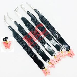 Top Trend Charm Pinzas Encanto Extensión de pestañas Pinzas Acero inoxidable Mariposa Charm Lash Pinzas Logotipo sostenible visón - Product Image 2