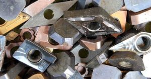 Accesorios de Metal Reciclado de Carburo de Tungsteno para Uso Electrónico Industrial, Grado Premium, Alta Productividad, Origen Canadá, en Venta - Product Image 6