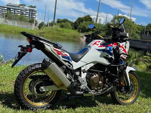 Honda Africa Twin Adventure Sports ES 2025 d'occasion disponible à la vente - Product Image 2