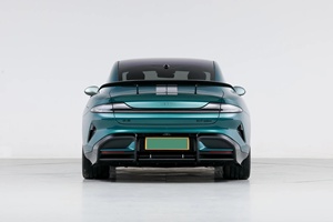 Sedán Eléctrico de Alto Rendimiento, Tracción en las Cuatro Ruedas con Tres Motores, Potencia de Más de 400 CV, Aceleración de 0 a 100 km/h en 1.98s, Velocidad Máxima de 350 km/h, Vehículo de Nueva Energía - Product Image 5