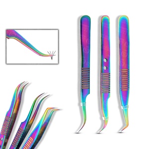 Pince à cils de nouvelle conception, pince à cils professionnelle, pince à cils incurvée pour le volume, pince à cils isolante, outils de soin des cils - Product Image 1