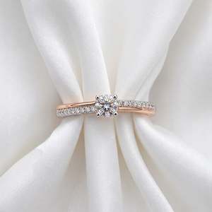Anillo de Compromiso Jeulia Marquise Moissanite - Joyería Fina Certificada por IGI con Engaste Geométrico - Product Image 3