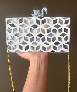 Embrague de fregona de lujo con incrustaciones de latón Regalo de bolsa de boda hecho a mano único con carcasa natural de F S International - Product Image 1