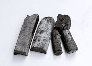 Briquette de charbon de bois blanc Binchotan Maitiew de premier choix fabriquée au Vietnam pour les barbecues et le narguilé au charbon de bois - Product Image 5