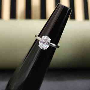 Impresionante Anillo de Moissanita Ovalado de Lujo, Creado en Laboratorio, con Certificado IGI, Moderno, Chapado en Oro de 14K, Acero Inoxidable, para Regalo de San Valentín - Product Image 1