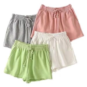 Ensemble pulls et shorts en molleton ample décontracté pour femmes survêtement deux pièces brodé avec cordon de serrage short épais pour femmes - Product Image 2