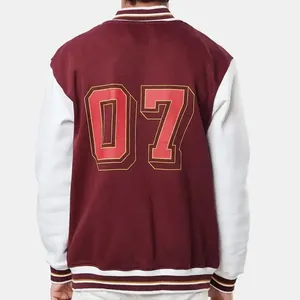 Chaqueta Varsity para Hombre, Color Granate con Mangas Blancas, Cuello Alto, Cierre de Botones, Estilo Casual para Otoño, Corte Regular, Material de Poliéster - Product Image 5