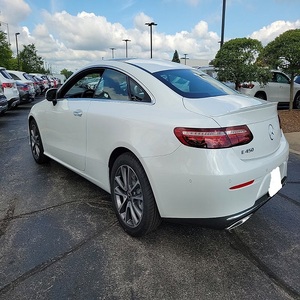 ¡Oferta Imperdible! Mercedes-Benz Clase E 4MATIC AWD 2023 Súper Limpio, Automático, Blanco Diamante Metálico, Sedán de Lujo - Product Image 3