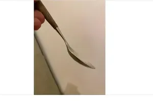 Cuchara de vajilla de boda dorada con mango de madera, cubiertos de primera calidad, utensilios de cocina para cenar, eventos y restaurantes - Product Image 6