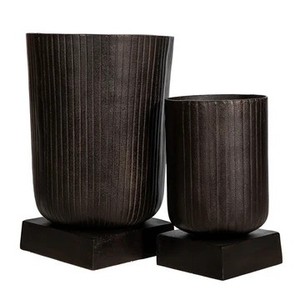 Artisan Metal Flower <b>Vase</b> <b>Unique</b> & Elegant Design Chic Metal Flower <b>Vase</b> Contemporary Style for Hotels and Wedding - Product Image 3